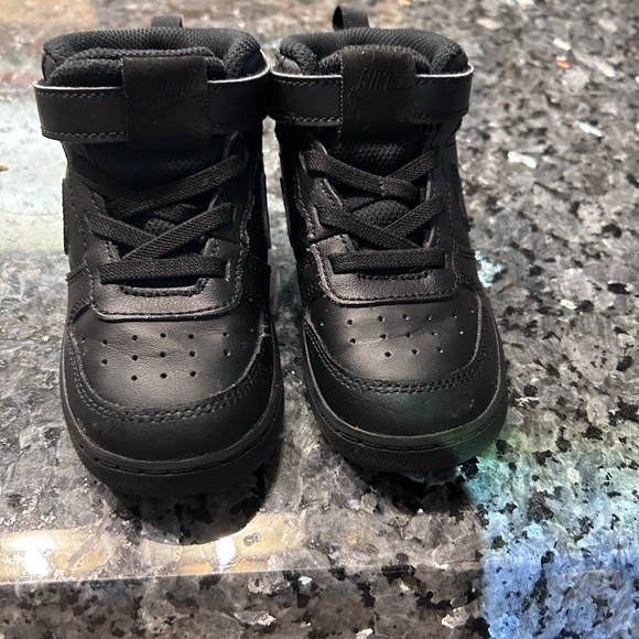 Nike High Top Court lace and velcro sneakers. Size 8C. - Picture 2 of 6